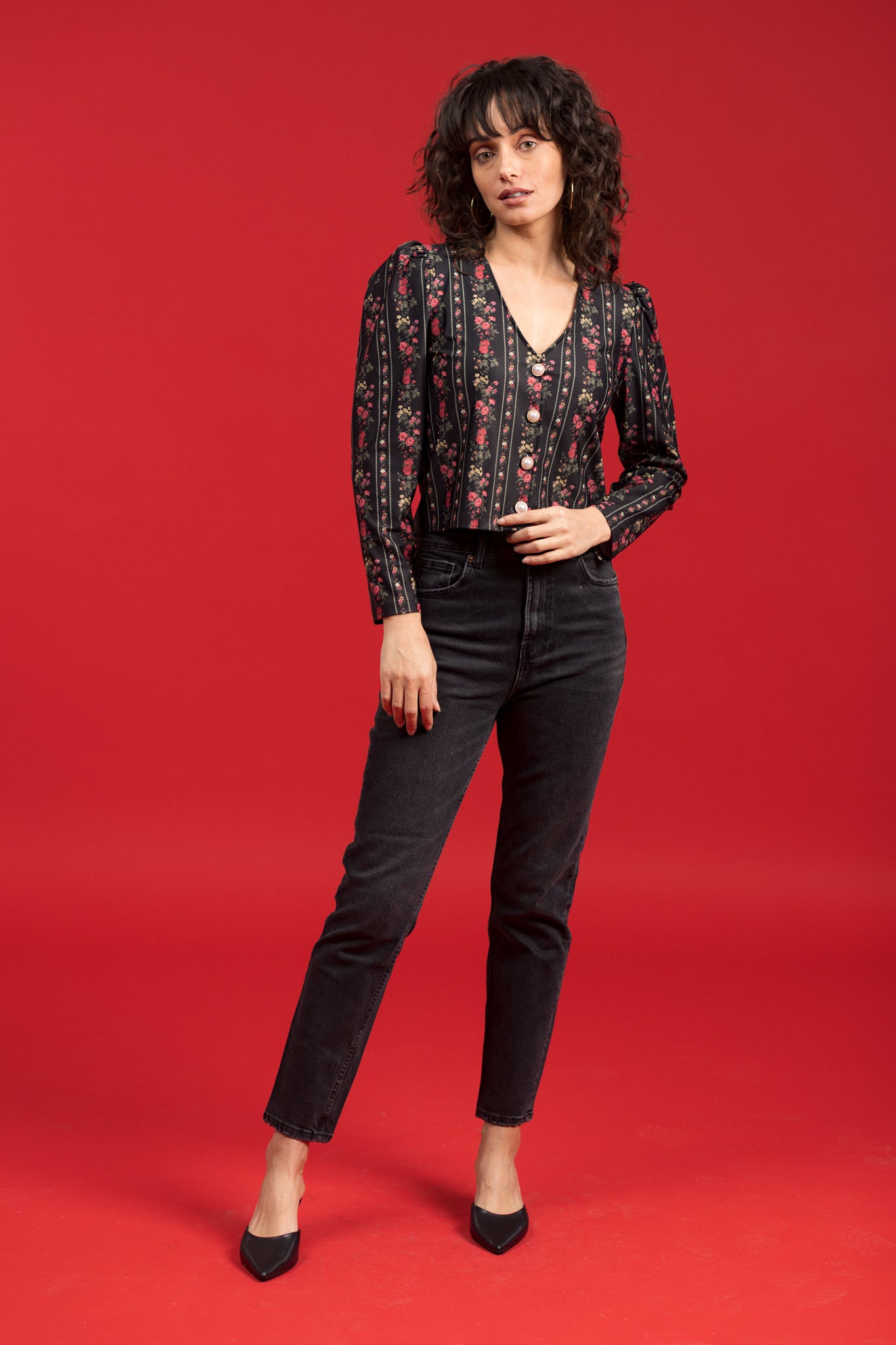 The Jackie Sweater - Onyx Garden Roxy Sub