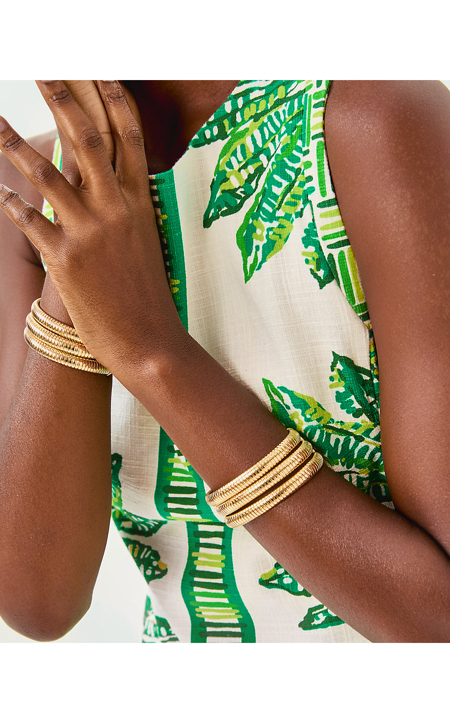 Chevs Kiss Cuff Bracelet